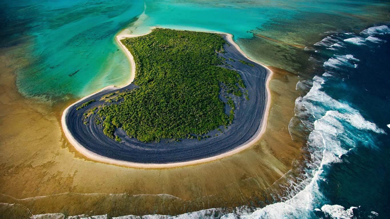 Nuami Islet, Nokan Hui atoll at the south of the Isle of Pines, New Caledonia, France