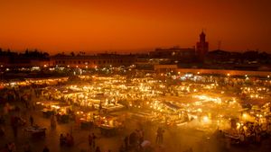 Jamaa el-Fnaa market square, Marrakesh, Morocco (© Ian Egner/Aurora Photos)(Bing New Zealand)
