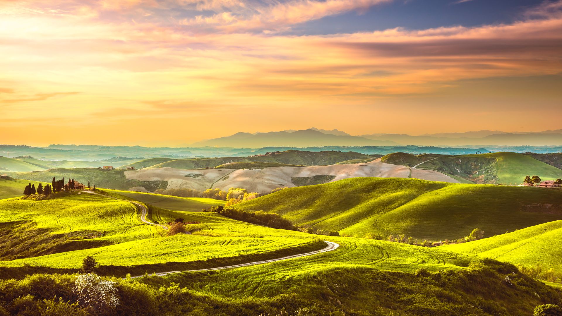 Rolling hills of Tuscany, Italy