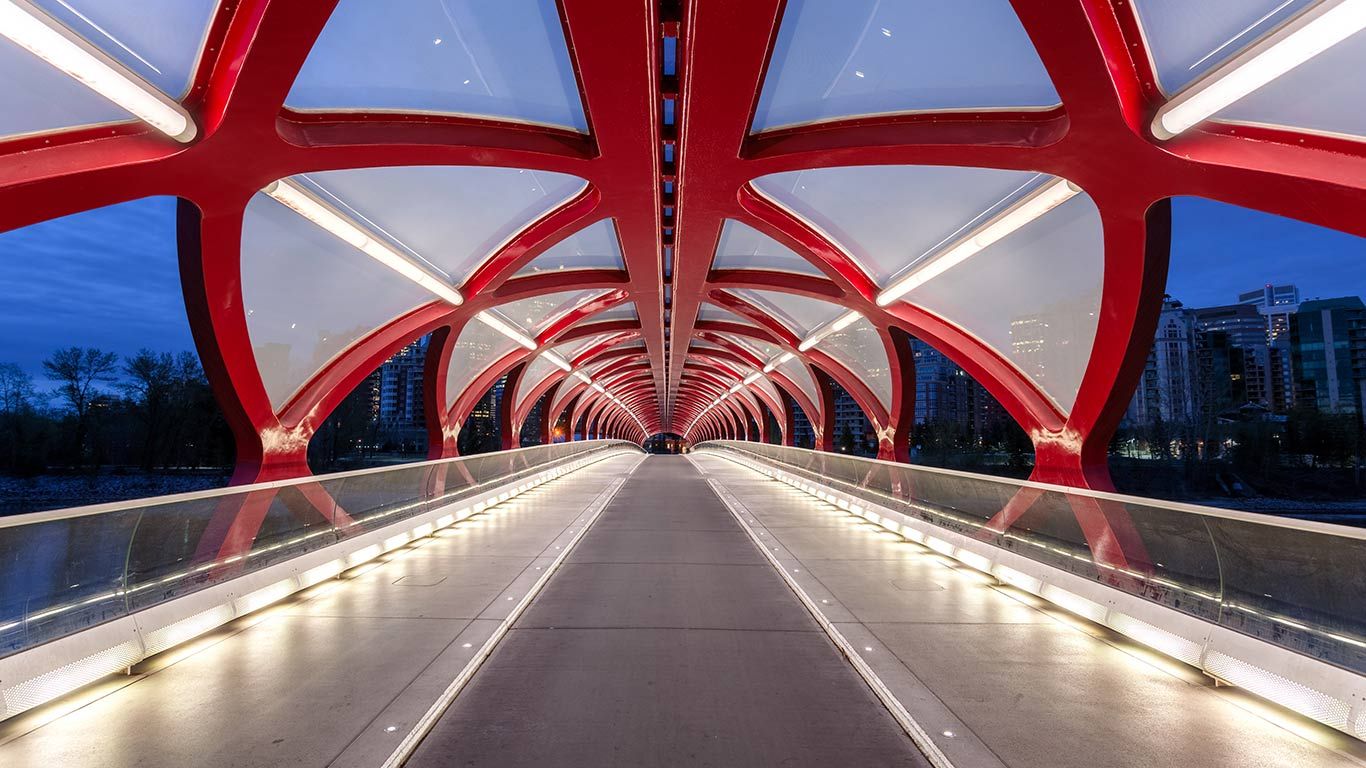 The Peace Bridge, Calgary