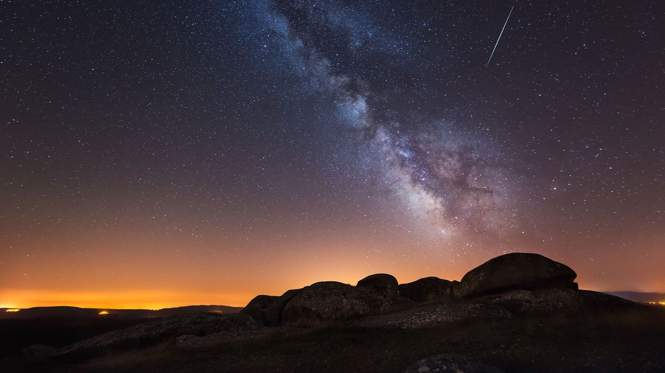 A view of the Milky Way from La Coruña, Spain