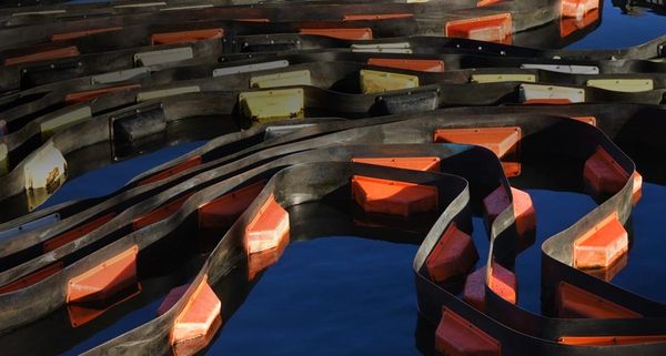 Oil spill containment boom