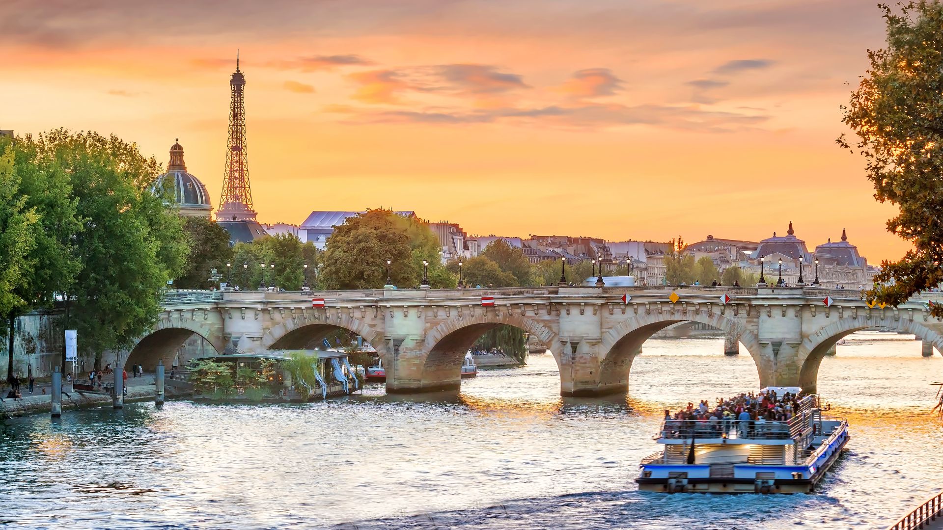 Pont Neuf over the Seine, Paris, France
