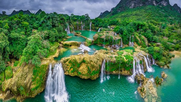 Cascate di Bản Giốc sul fiume Quây Sơn, Vietnam