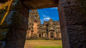 Prasat Phanom Rung temple ruins, Buriram province, Thailand (© Banjongseal324/Getty Images)(Bing Australia)