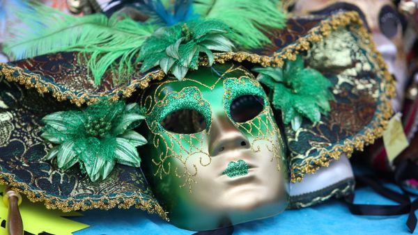 Détails d’un masque du Carnaval de Nice, Alpes-Maritimes