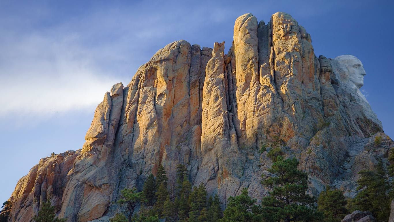 Profile of George Washington at Mount Rushmore National Memorial, South Dakota