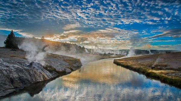 Firehole River in Yellowstone National Park, Wyoming, USA