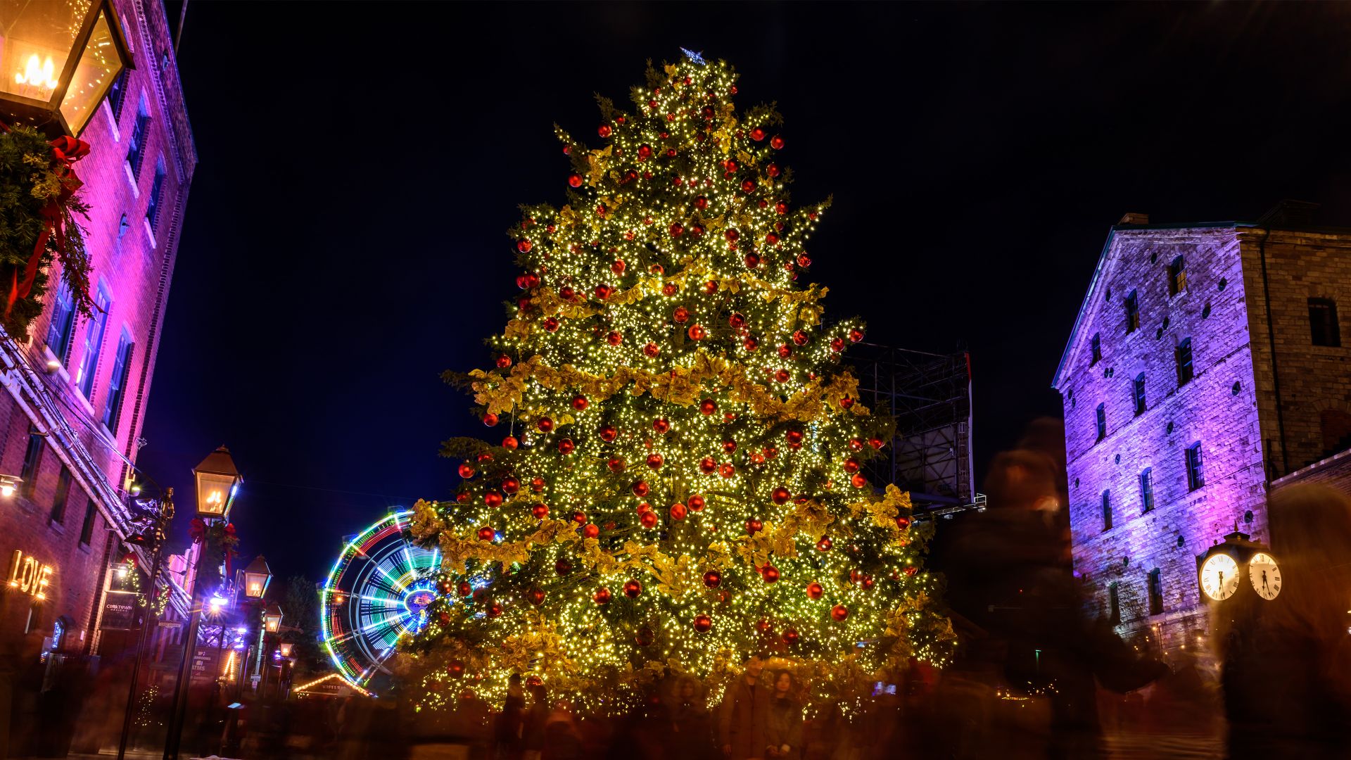 Toronto Christmas market at the Distillery District