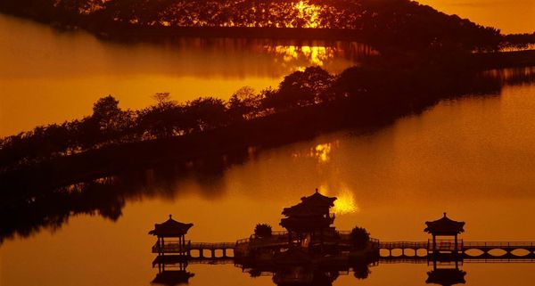 谈天说七：广东肇庆七星岩