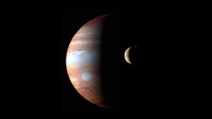 Photomontage de Jupiter et Io, sa lune volcanique (© NASA/Johns Hopkins University Applied Physics Laboratory/Southwest Research Institute/Goddard Space Flight Center)(Bing France)