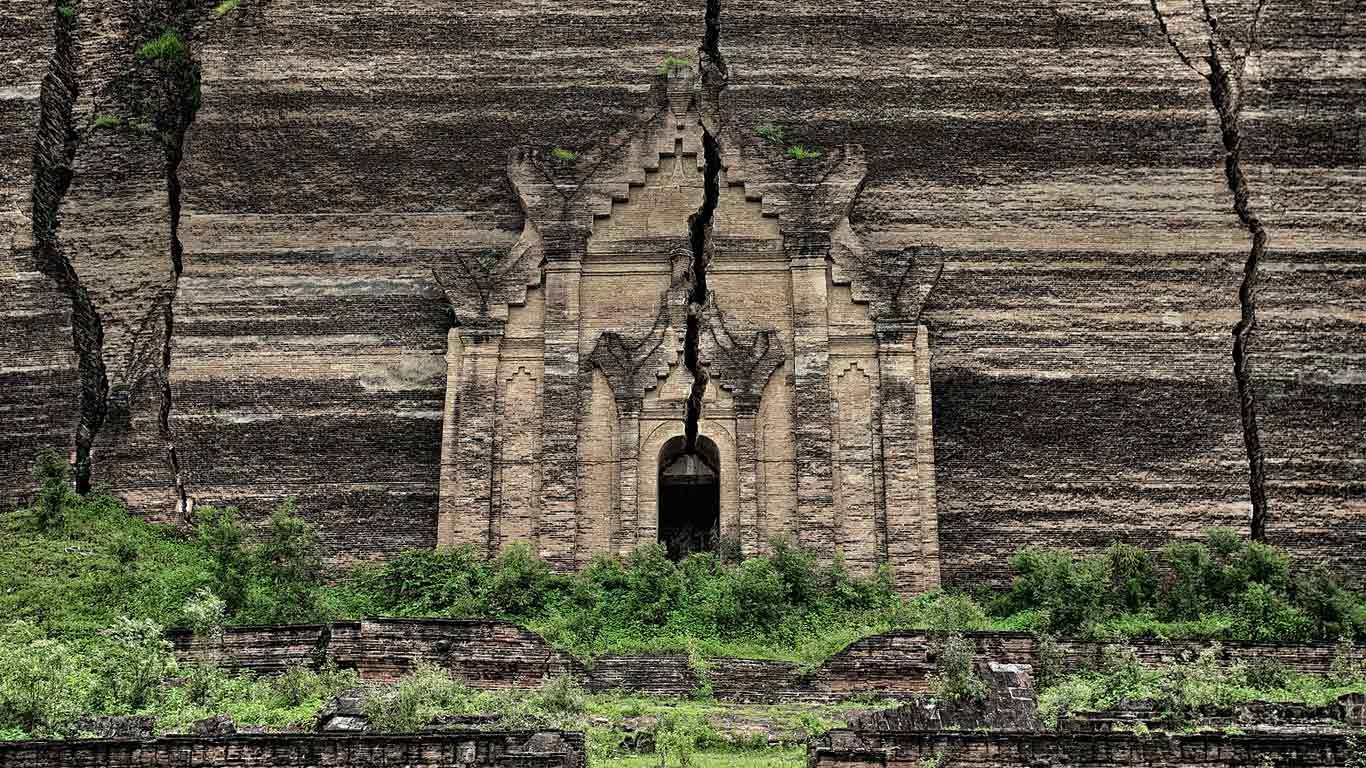 Pagode inachevée « Mingun Pahtodawgyi », Mingun, Birmanie