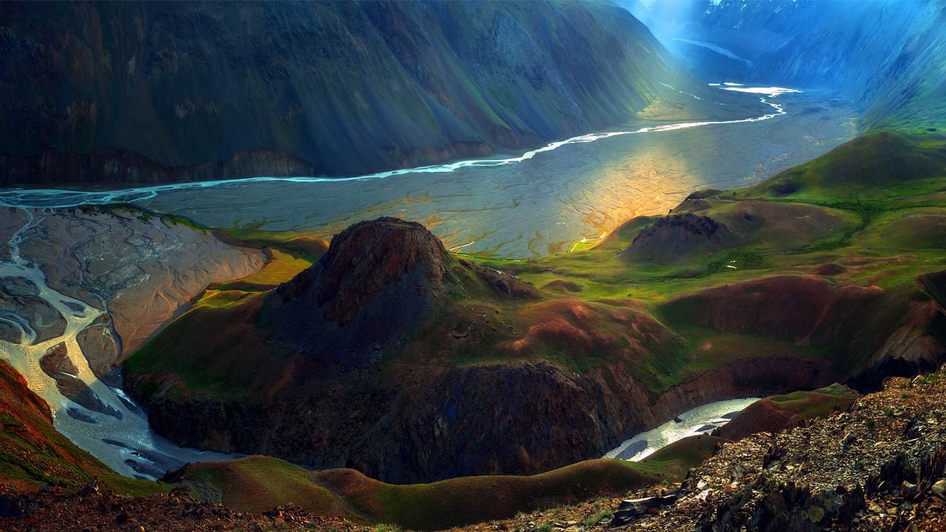 Himalayan mountain and river