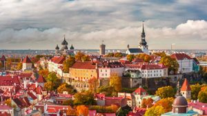 塔林老城，爱沙尼亚 (© Kavalenkava Volha/Alamy)(Bing China)