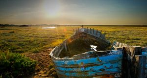 Abandoned boat, Norfolk, England --  Jon Arnold Images/DanitaDelimont.com &copy; (Bing United Kingdom)