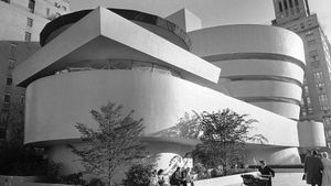 Solomon R. Guggenheim Museum in New York City, 1959 (© AP Photo/Harry Harris)(Bing United States)