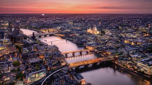 River Thames, London, England (© Puthipong Worasaran/Getty Images)(Bing United Kingdom)