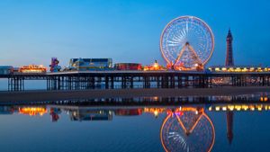 Blackpool Pier and Tower illuminations, England (© Premium/UIG/Getty Images)(Bing United Kingdom)