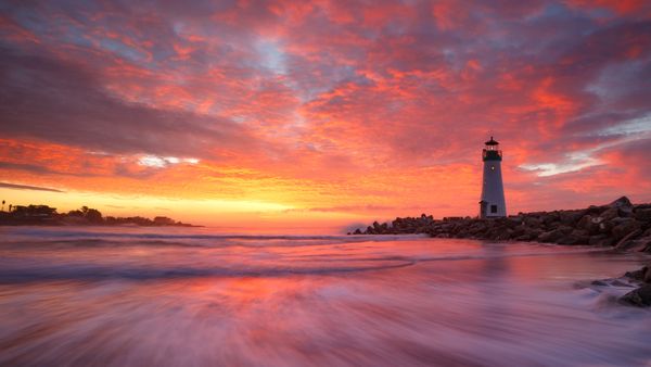 Alba invernale, Faro di Walton, Santa Cruz, California, USA