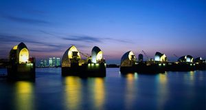 The Thames Barrier at dusk, London, England (© Construction Photography/Corbis) &copy; (Bing United Kingdom)
