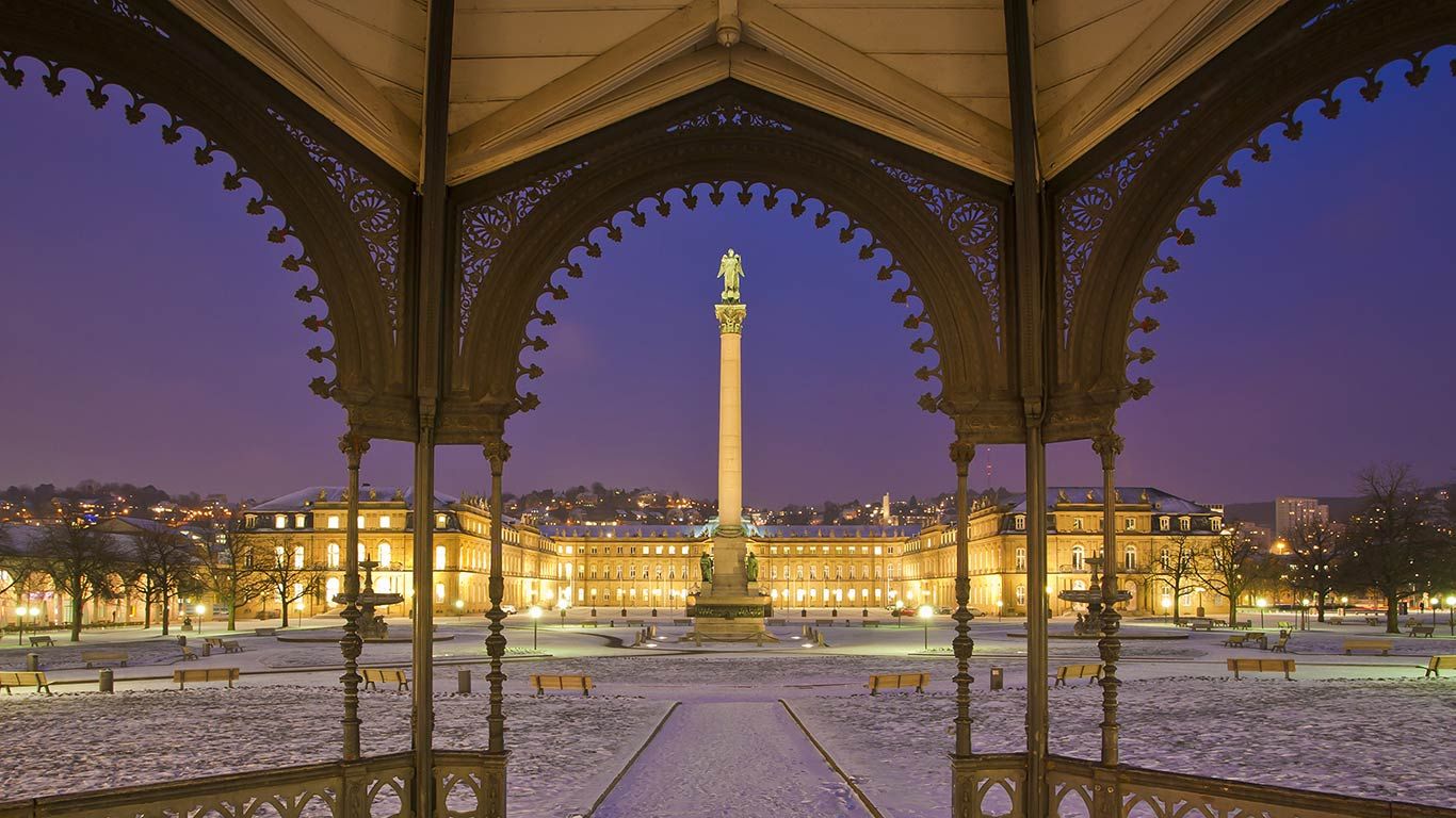 Schlossplatz in Stuttgart, Baden-Württemberg, Deutschland