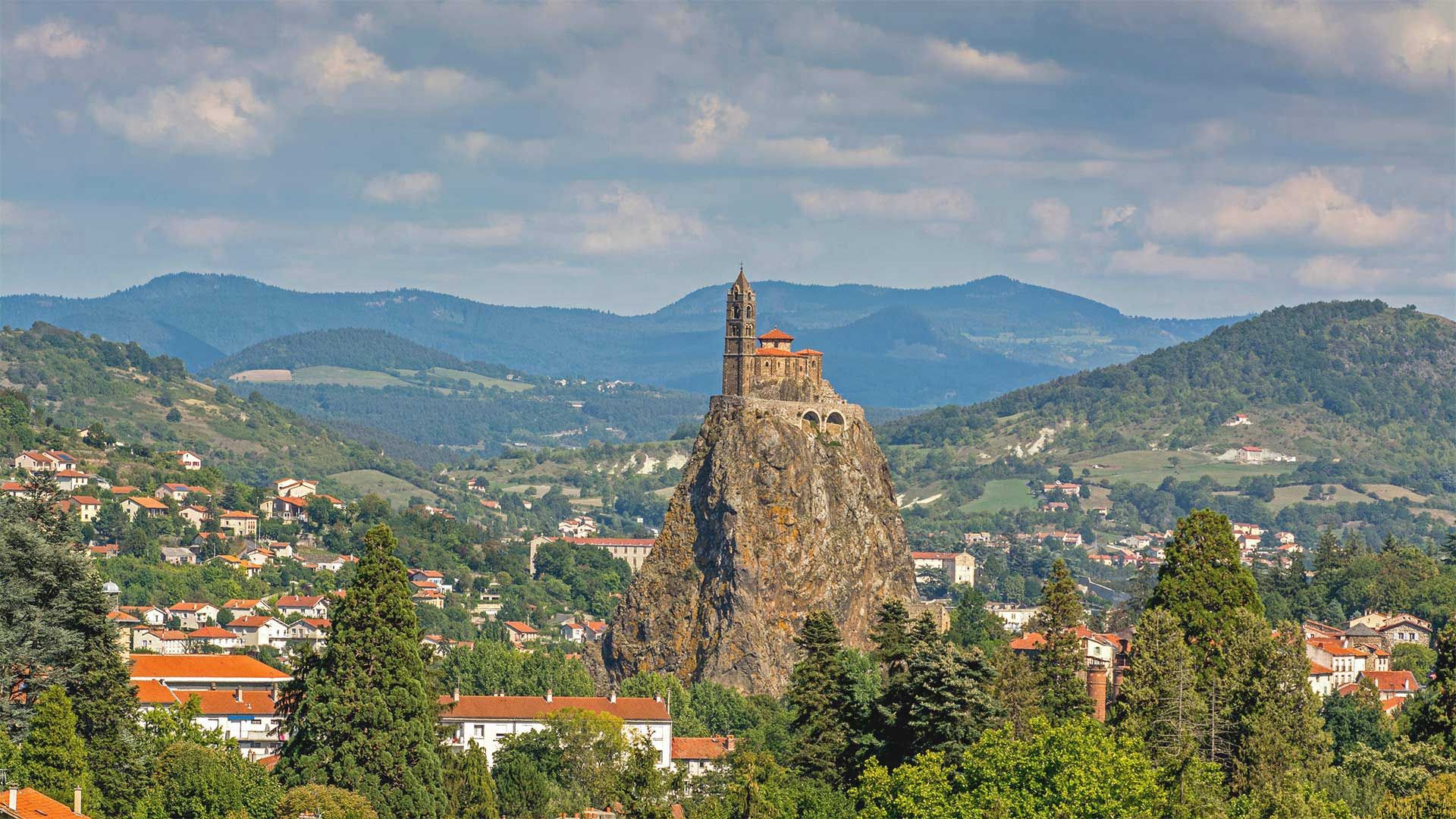 Eglise St-Michel d\' Aiguilhe, Le Puy-en-Velay, France