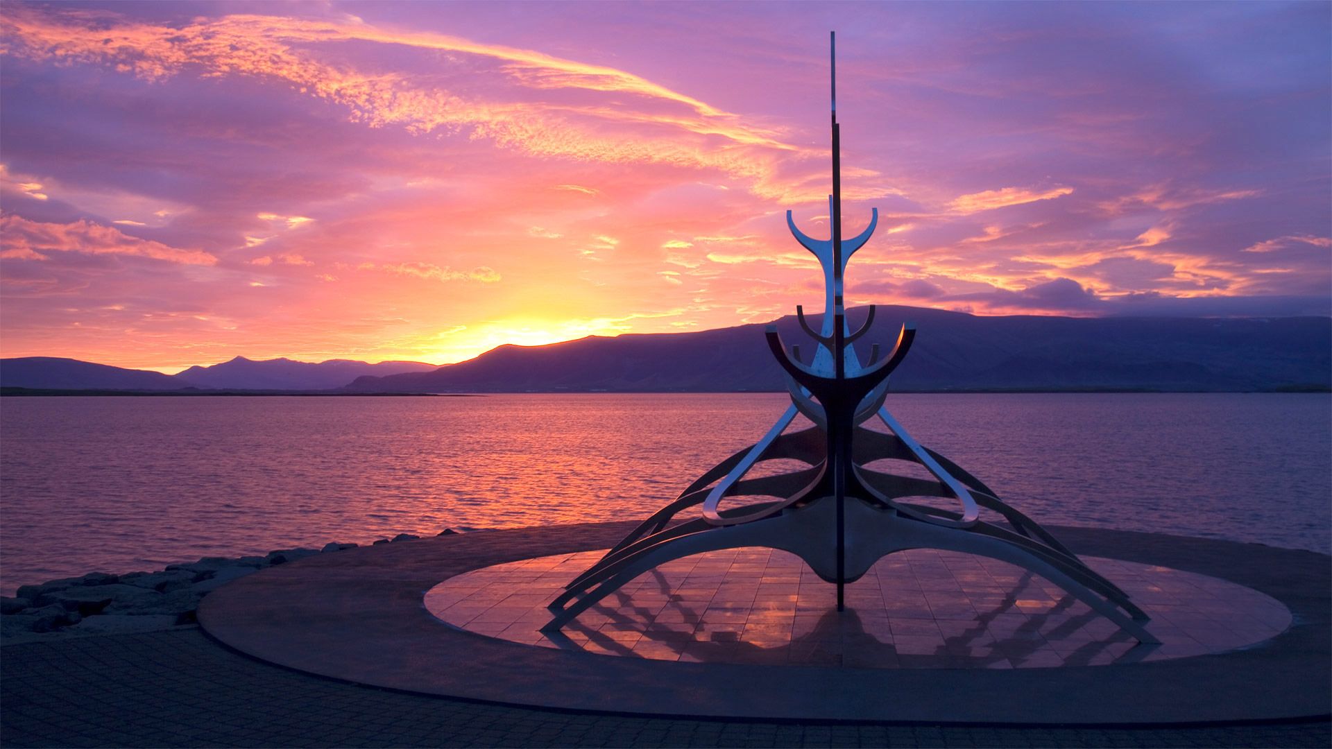 The Sun Voyager sculpture by Jón Gunnar Árnason in Reykjavik, Iceland