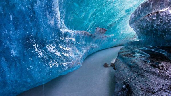 ｢氷河洞窟｣米国アラスカ州, マタヌスカ氷河