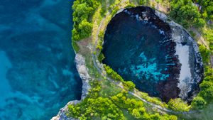 Broken Beach in Nusa Penida, Bali, Indonesia (© joakimbkk/Getty Images)(Bing New Zealand)