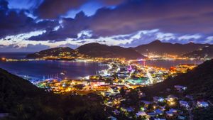 Philipsburg, Sint Maarten (© Sean Pavone/Shutterstock)(Bing New Zealand)