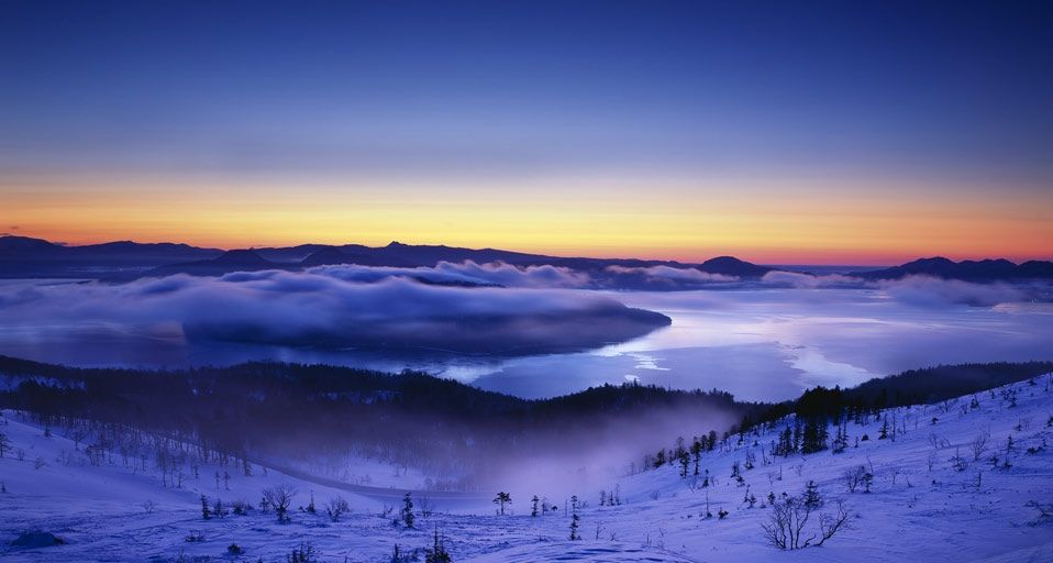 Bihoro Pass overlooking Lake Kussharo in the Akan National Park, Hokkaidō, Japan