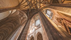St. Barbara's Cathedral, Kutná Hora, Czechia (© Castka/Getty Images)(Bing United States)