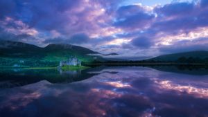 Kilchurn Castle in Scotland for St. Andrew's Day (© Jon Arnold/Danita Delimont)(Bing United States)