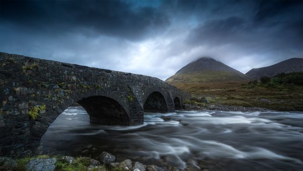 Il vecchio ponte di Sligachan, Isola di Skye, Scozia