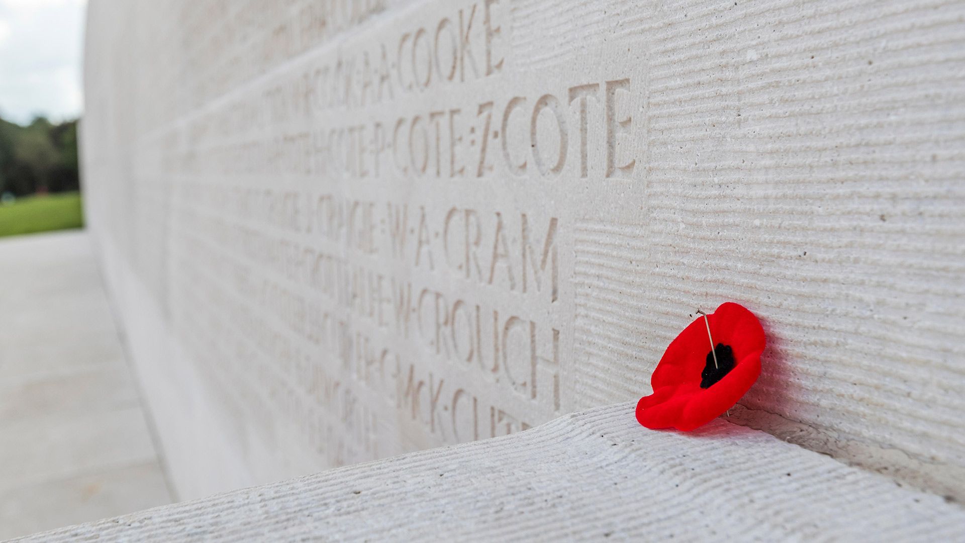 Battle site encompassing Commonwealth graves, historical remains and a memorial and interpretation centre at Vimy Ridge, France
