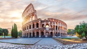 Tramonto al Colosseo, Roma, Lazio (© Anton Aleksenko/iStock/Getty Images Plus)(Bing Italia)