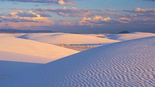 Tramonto al Parco Nazionale White Sands, Nuovo Messico, USA
