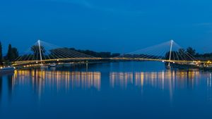 Mimram-Fußgängerbrücke über den Rhein zwischen Frankreich und Deutschland (© Leonid Andronov/Alamy)(Bing Deutschland)