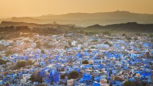Die „Blaue Stadt“ Jodhpur, Rajasthan, Indien (© cinoby/Getty Images)(Bing Deutschland)