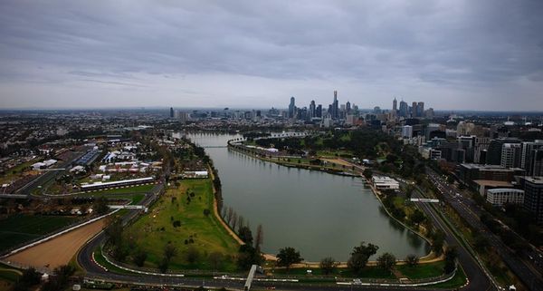 General view of the Australian Formula One Grand Prix at the Albert Park circuit on March 28, 2010 in Melbourne, Australia
