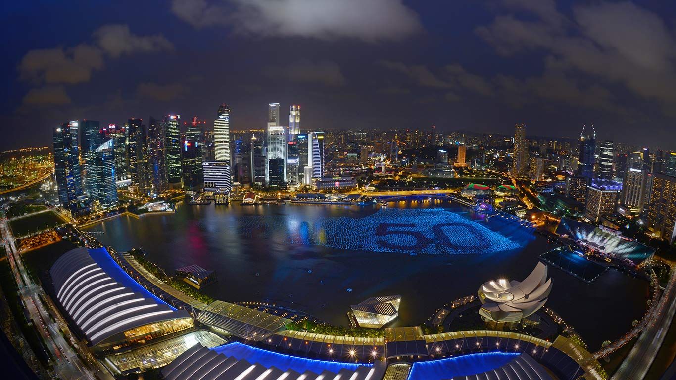Marina Bay illuminated for Singapore's 50th National Day