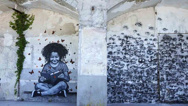 Street art “Read Dream” de Jef Aerosol, Fort d’Aubervilliers, France