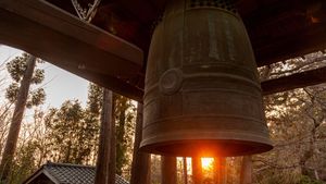 輪王寺の梵鐘, 宮城県 仙台市 (© Grandbrothers/Alamy)(Bing Japan)