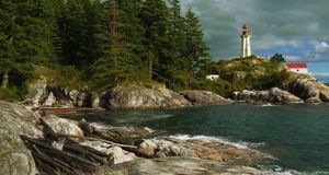 Lighthouse Park à West Vancouver, Colombie-Britannique, Canada (© Clipcanvas) &copy; (Bing France)