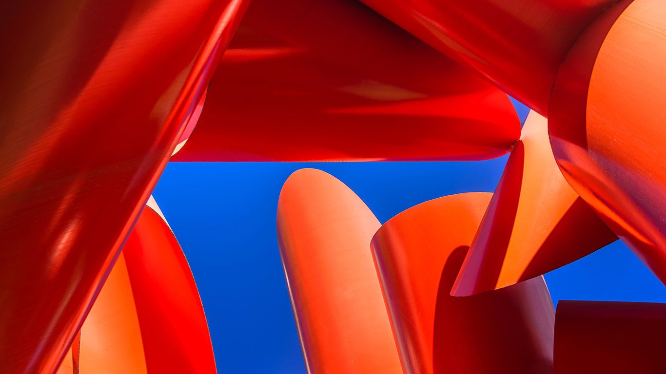 ‘Olympic Iliad’ sculpture by Alexander Liberman, located in Seattle, Washington