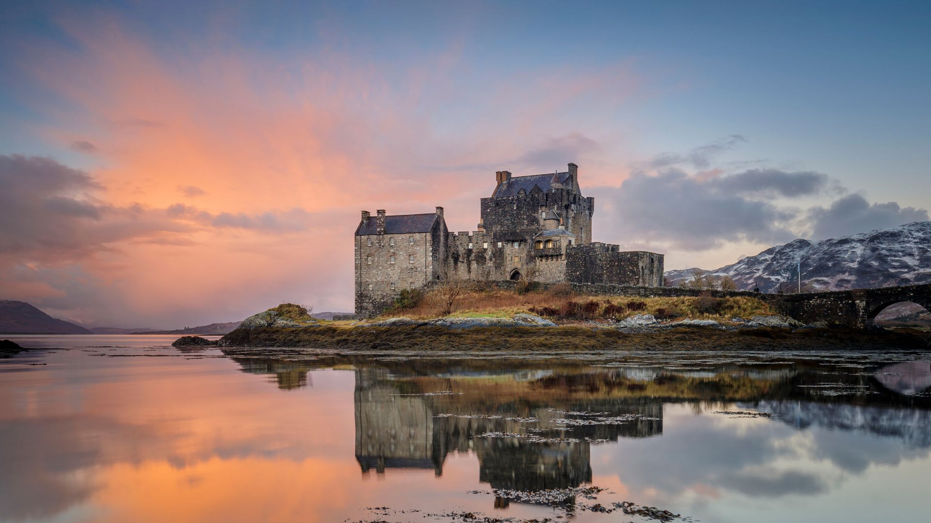 Eilean Donan Castle, Highlands, Scotland