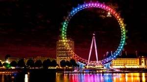 London Eye lit up with the rainbow colours during Pride Night (© Dosfotos/Axiom/Design Pics Inc/Alamy Stock Photo)(Bing United Kingdom)