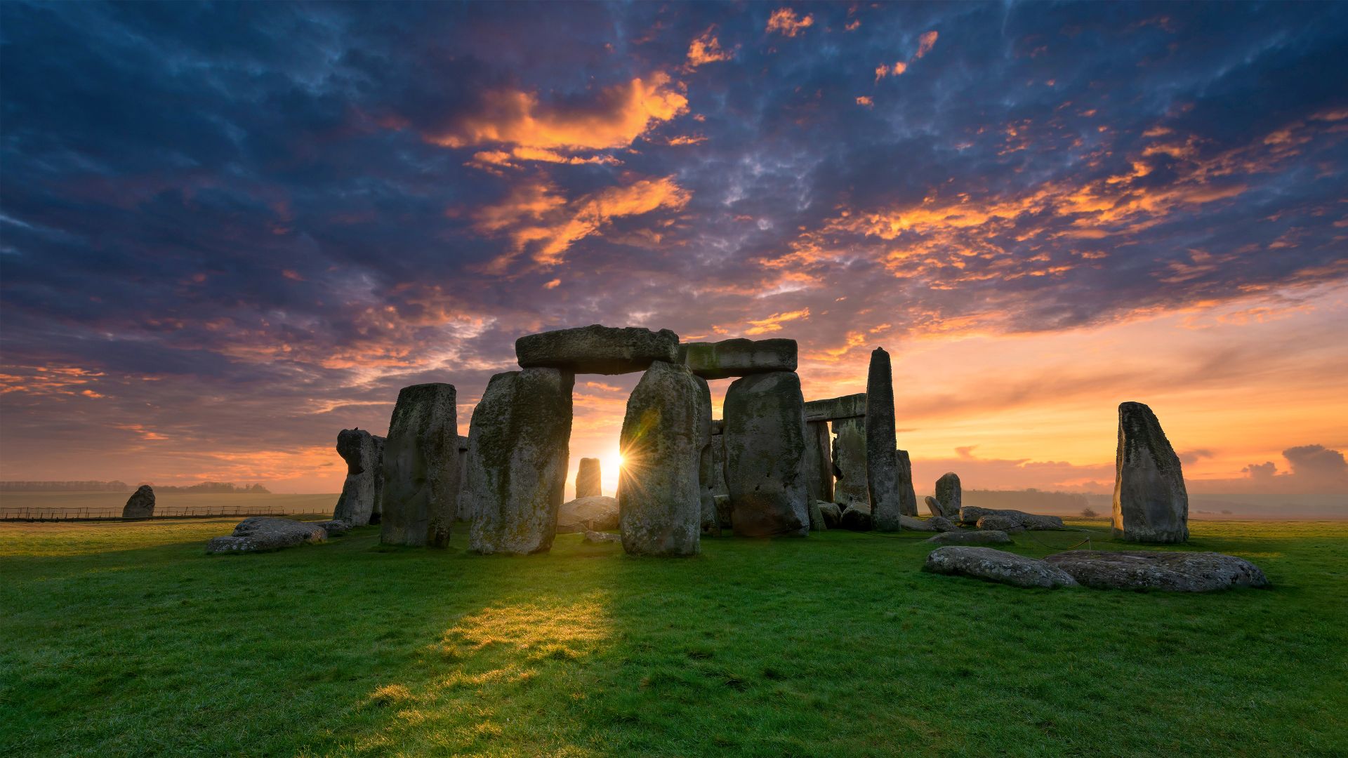 Stonehenge, Salisbury Plain, Wiltshire, England