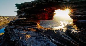 ｢ネーチャーズ・ウィンドウ｣西オーストラリア, カルバリー国立公園 -- Bob Stefko/Stone/Getty Images &copy; (Bing Japan)