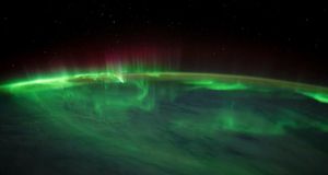 ｢南極光｣南インド洋上空 (© NASA) &copy; (Bing Japan)